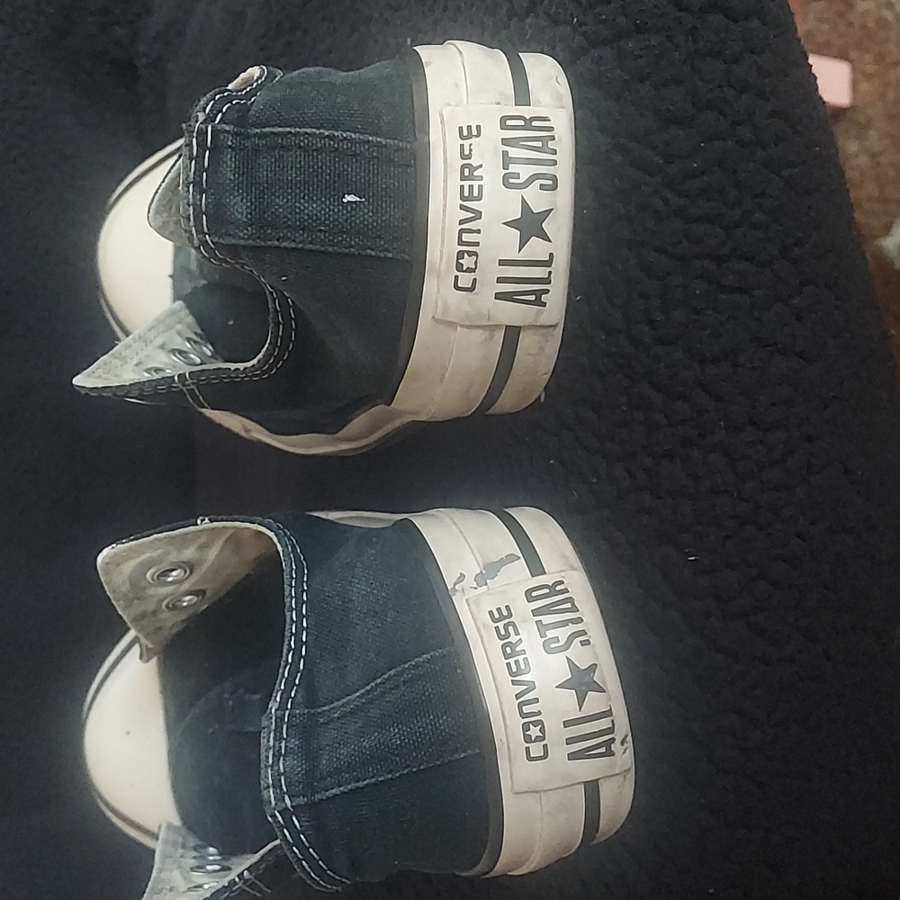 Converse - Picture 2 of 5